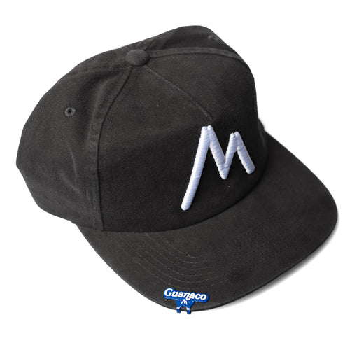 "Guanaco" Hat Clip